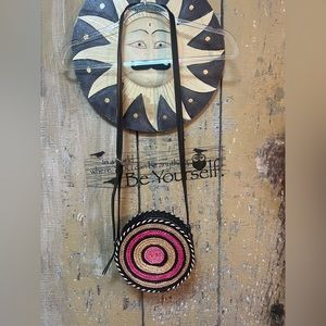 Rebecca Minkoff Straw Circle Crossbody Bag. In new condition with zipper closer✨